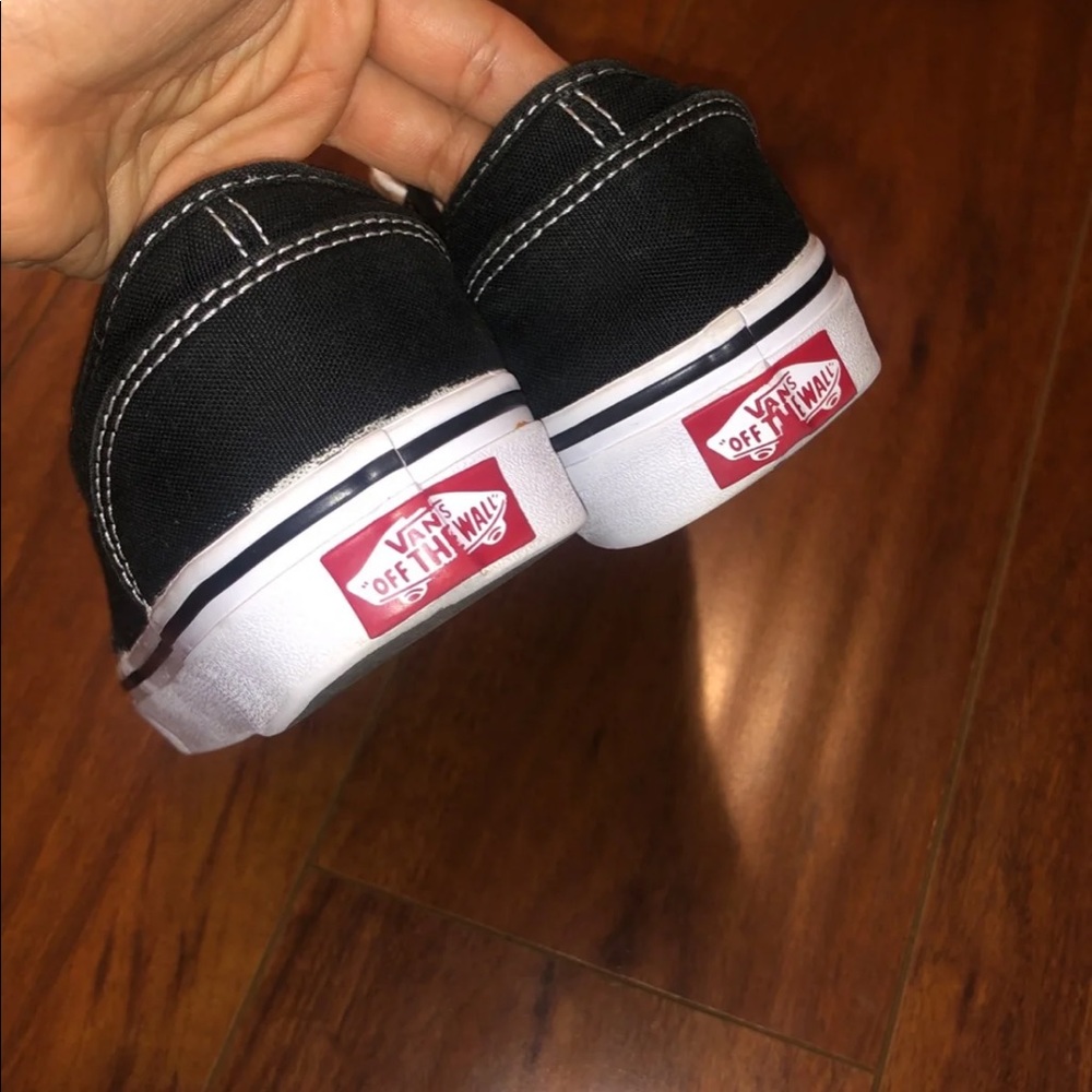 Vans - Picture 4 of 7